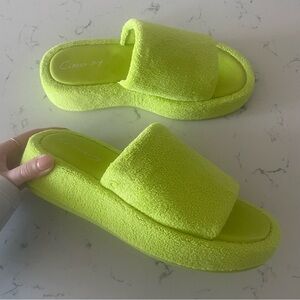 Circus NY by Sam Edelman Neon/Lime Green Platform Slides